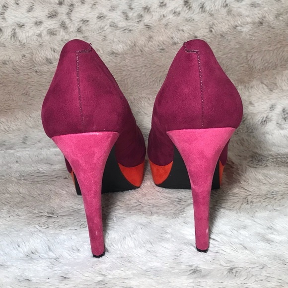 G by Guess Fun Platform Pumps Size 7.5 - Picture 4 of 7